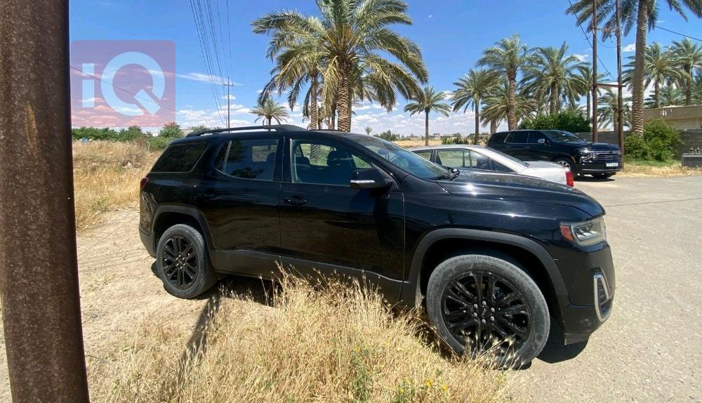GMC Acadia